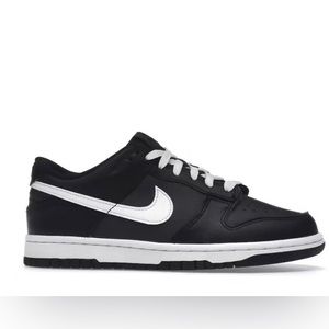 **SOLD** Authentic Reverse Panda Dunks size 6.5Y!